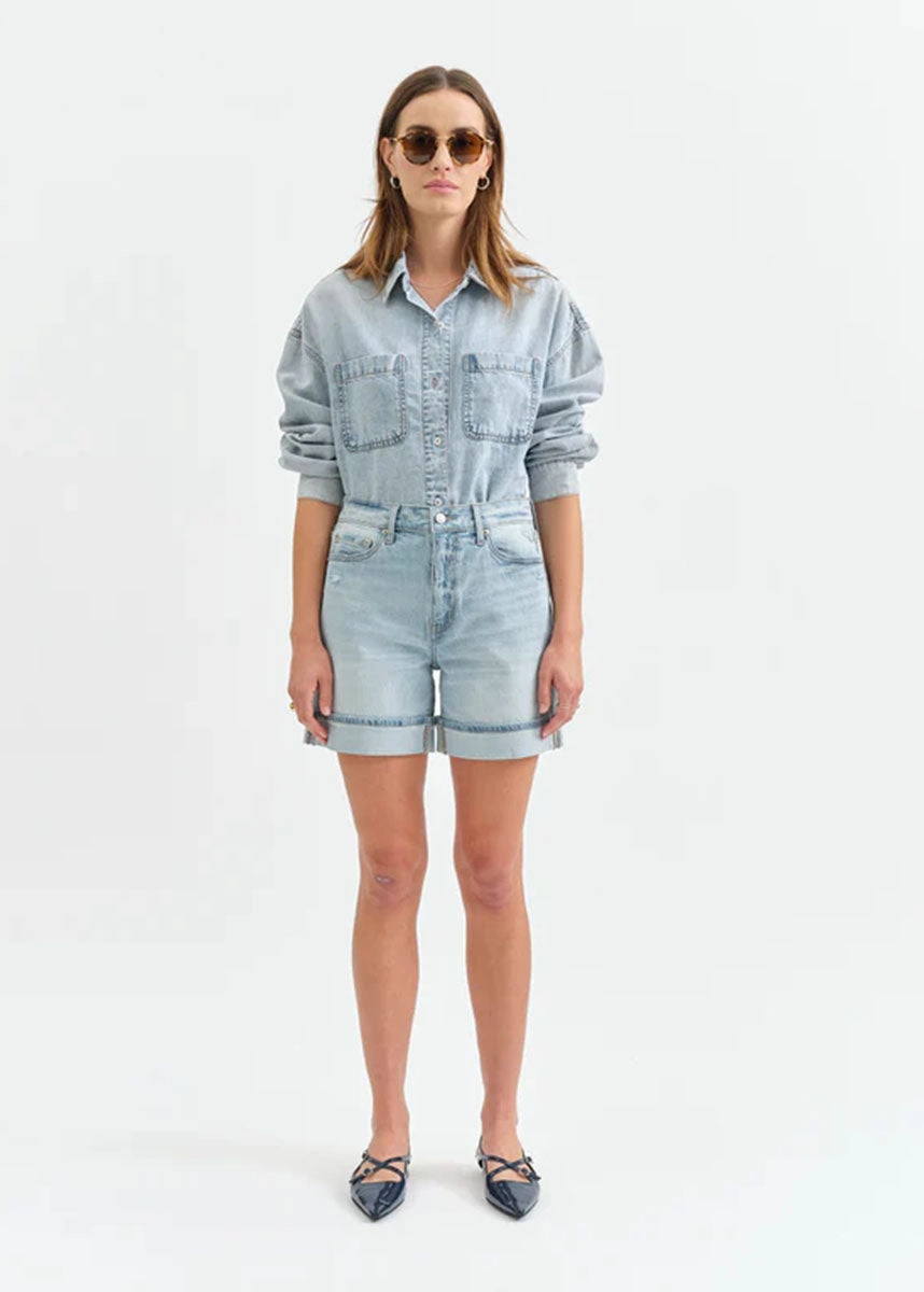 Flexible Layer Fit Easy Rider Mid-Rise Denim Shorts - Dew Drop