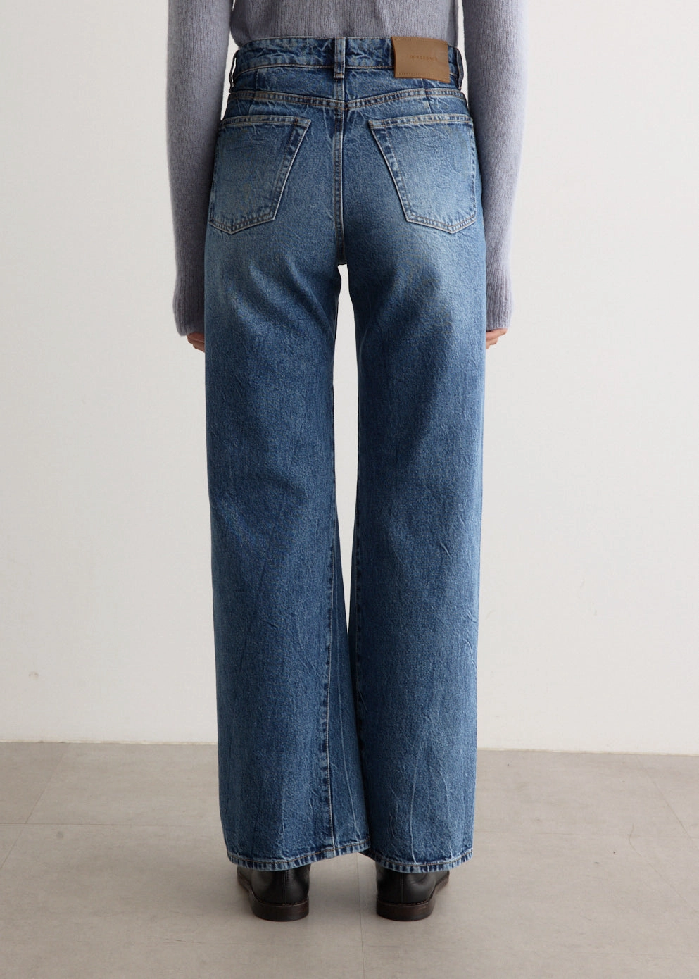 Smart Casual Neutral Spring Mood Smooth Work Meeting Treble Cut Jeans