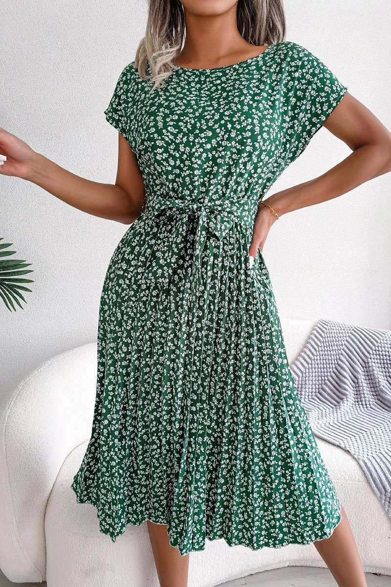 CASUAL SHORT SLEEVE FLORAL LARGE PLEATED DRESS_CWDSD2554 Clasp-Closure
