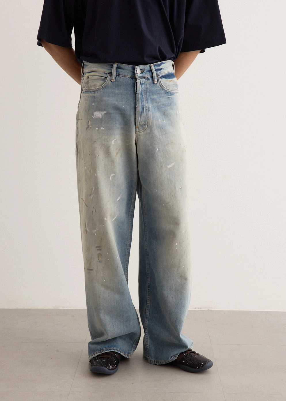 Beach Day Versatile Soft Parent Style Evening Stroll Festival Outfit 1981 Trafalgar Jeans