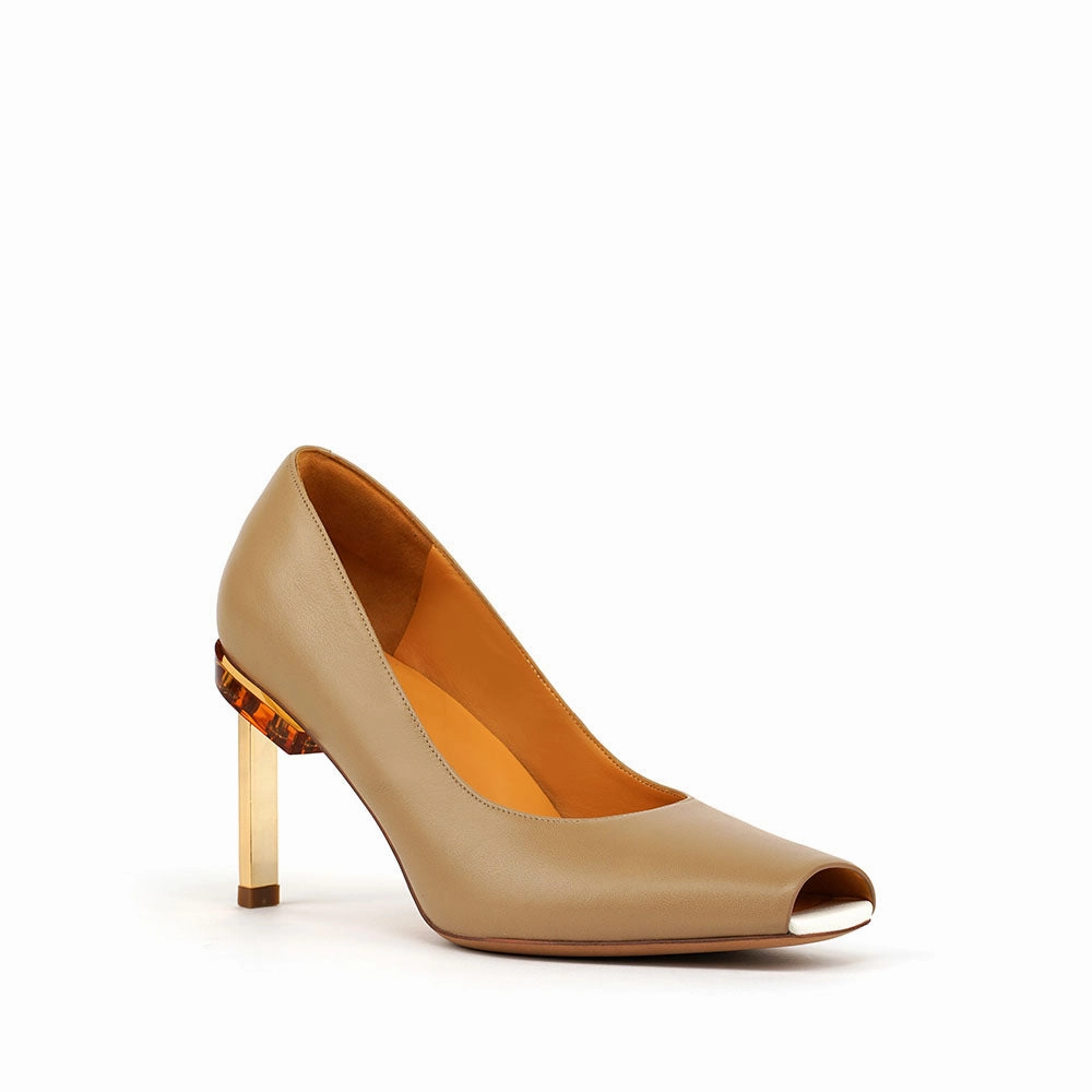 Inity Pump Beige Wide Step