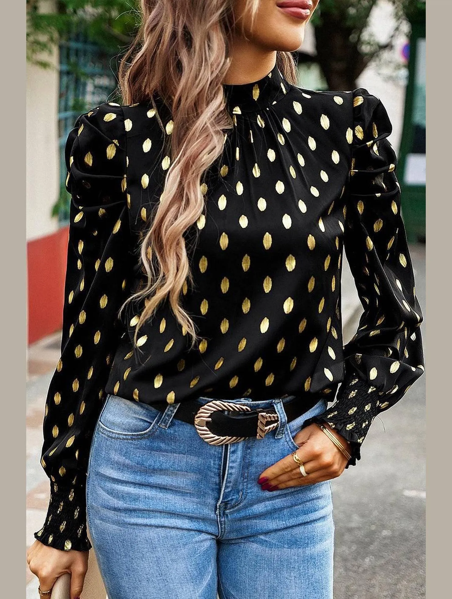 Non Closure Collar ROUND NECK RUFFLED SLEEVE LOOSE TOP