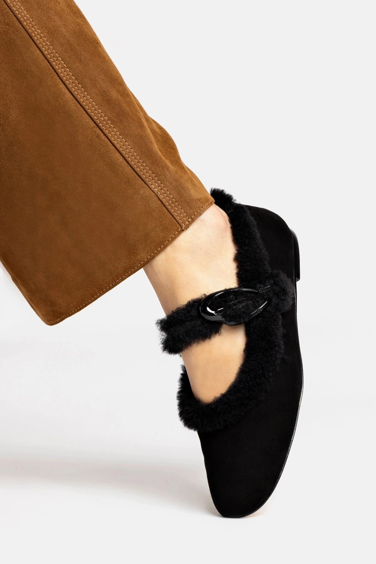 Sun Deck Verona Ballet Flat In Black Suede And Black Shearling