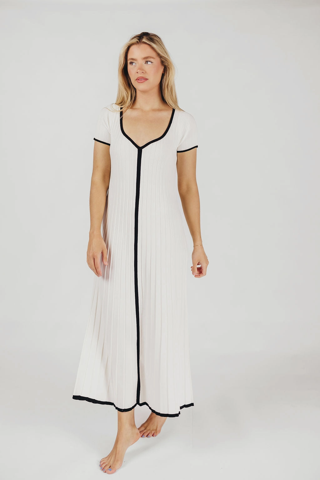 Marilyn Knit Maxi Dress in Off-White Texture Flow