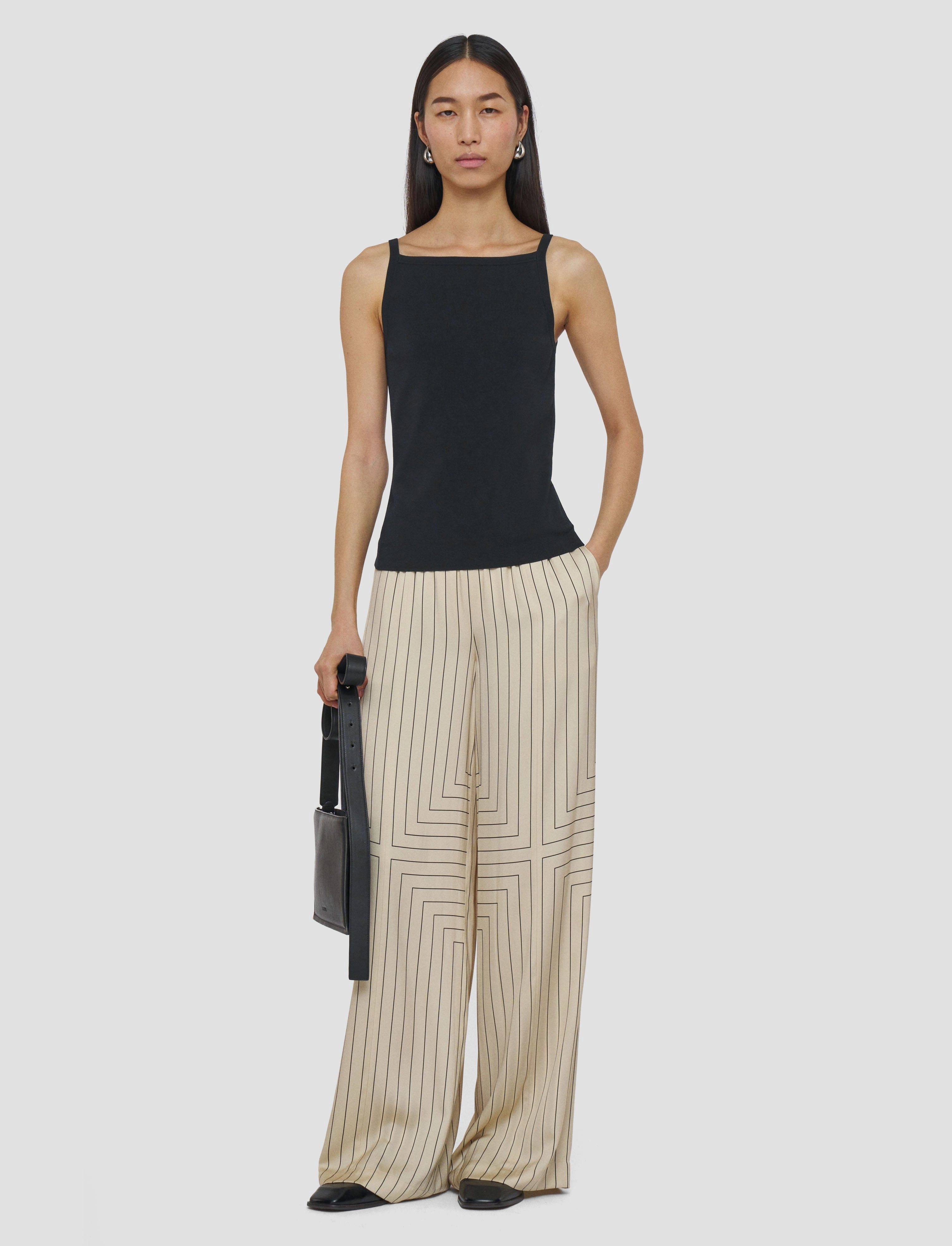 Flexible Seam Structure Viscose Knit Stretch Vest Top