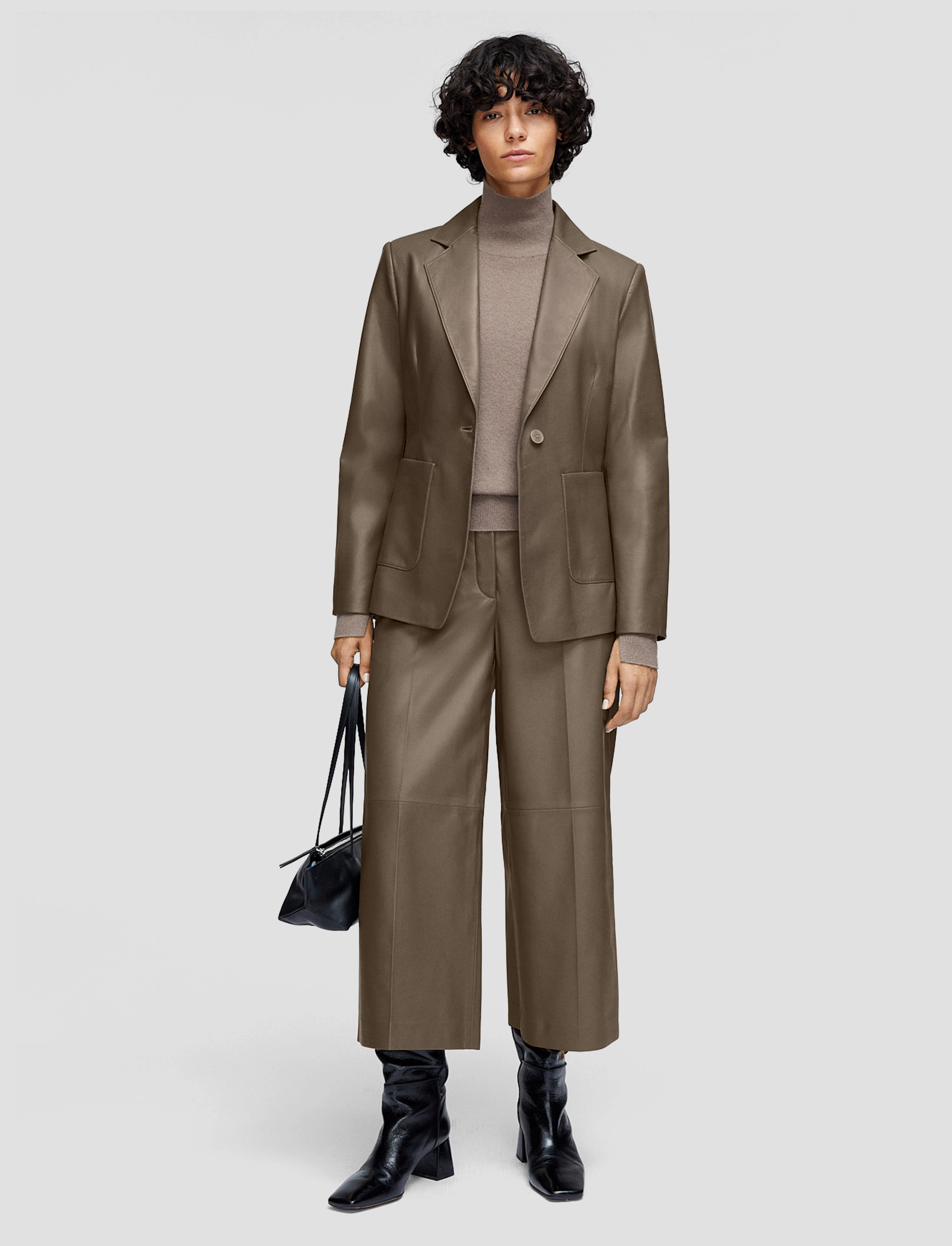 Protective Outer Layer Water Resistant Fabric Glenview Nappa Leather Jacket