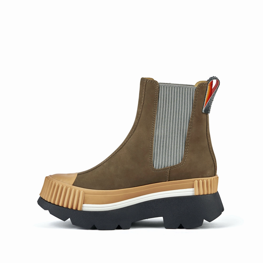 ESKER CHELSEA KHAKI Padded Interior Outdoor Explorer Washable