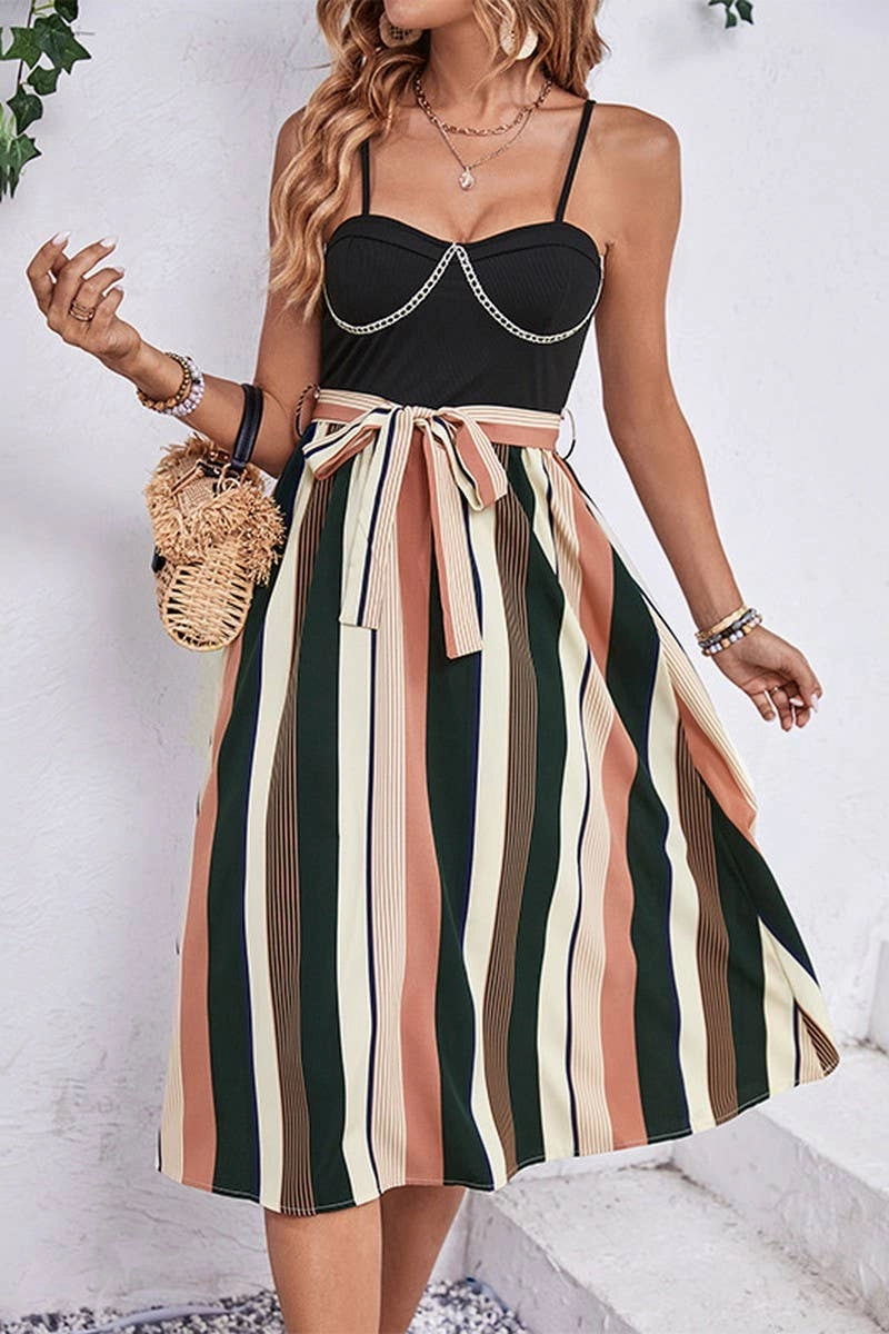 Feminine Cut BREASTWRAP COLOR MATCHING STRAP SUSPENDER DRESS_CWDSD2895