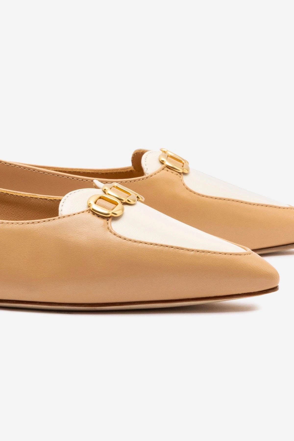 Audrey Flat In Tan Leather Timeless Design Trendy Sole