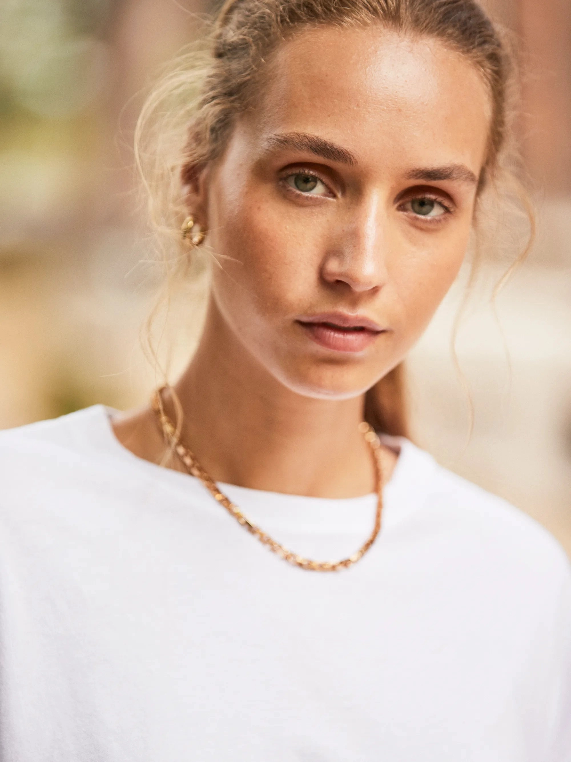 DoubleStitchedHem White Long-Sleeved Organic Cotton T-Shirt