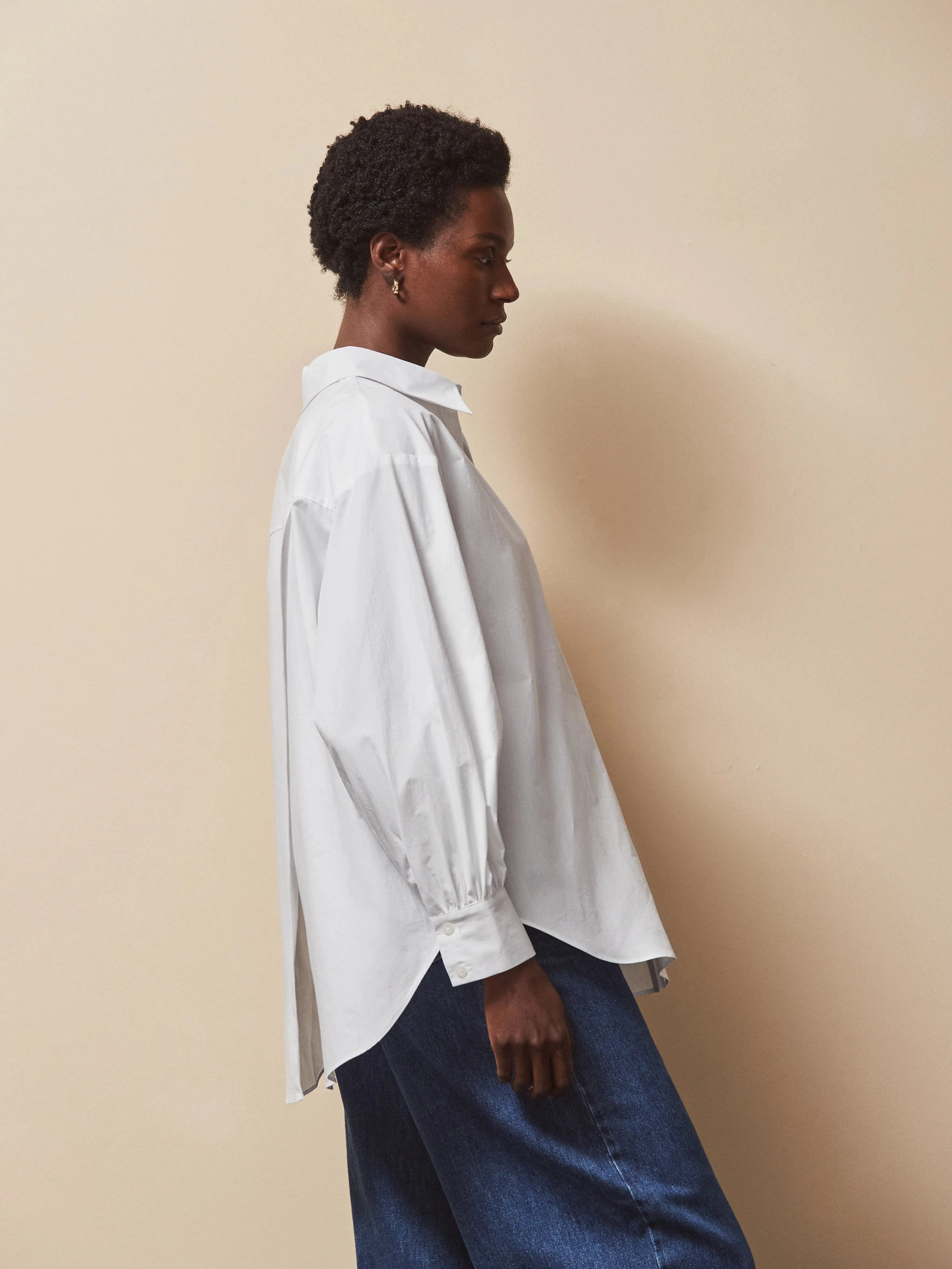 FourWay Stretch White Poplin Split Back Shirt