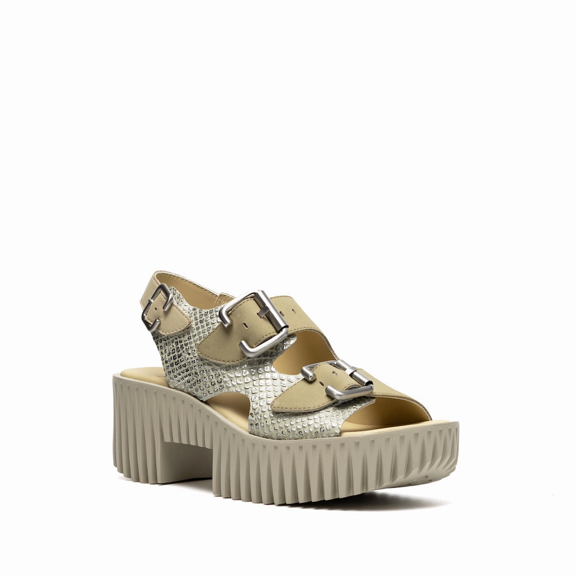 PLIA ASTRA IVORY Standout Look