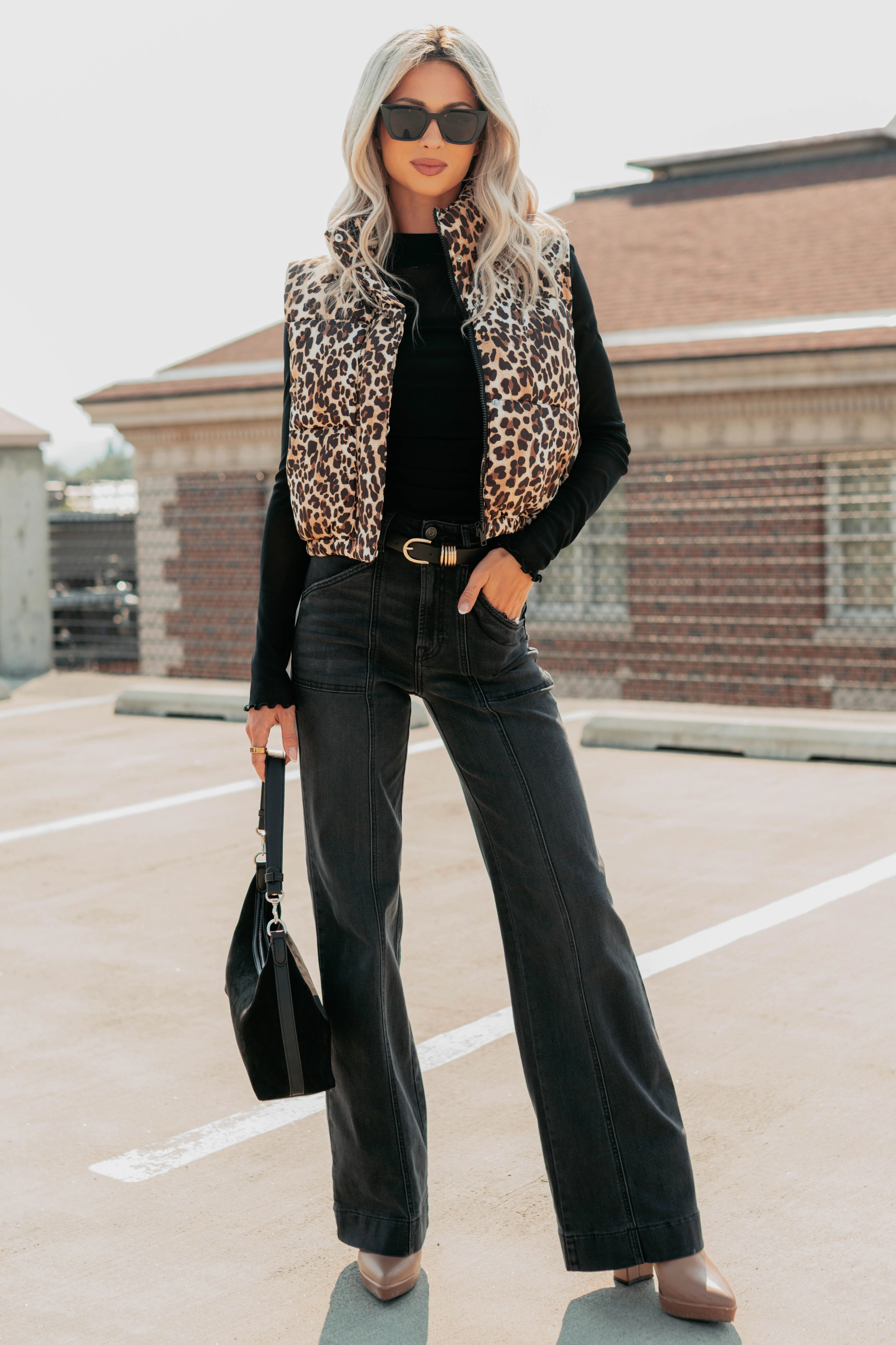 Compression Packability Transitional City Fit Wildest Dreams Leopard Print Puffer Vest (Camel)