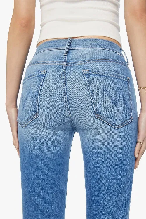 The Weekender Minimal Vibe