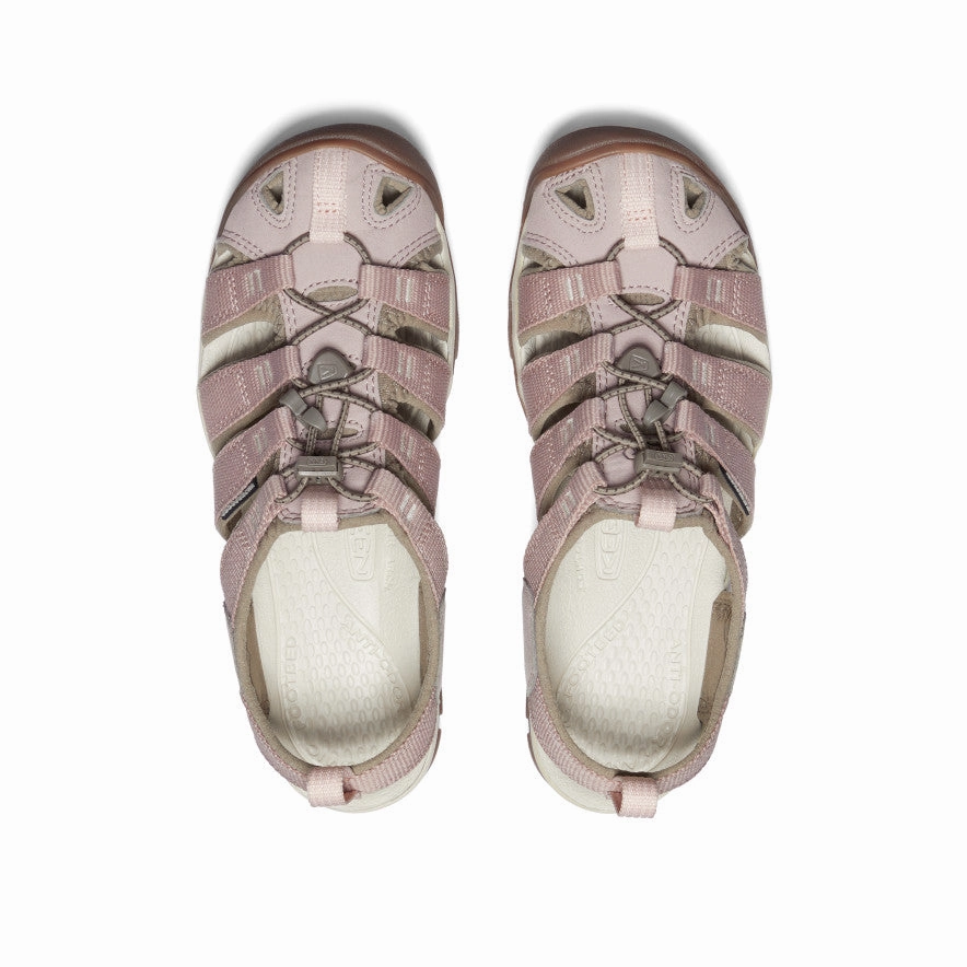 Easy-to-Wear Shoes Women's Clearwater CNX Sandal  |  Timberwolf/Fawn