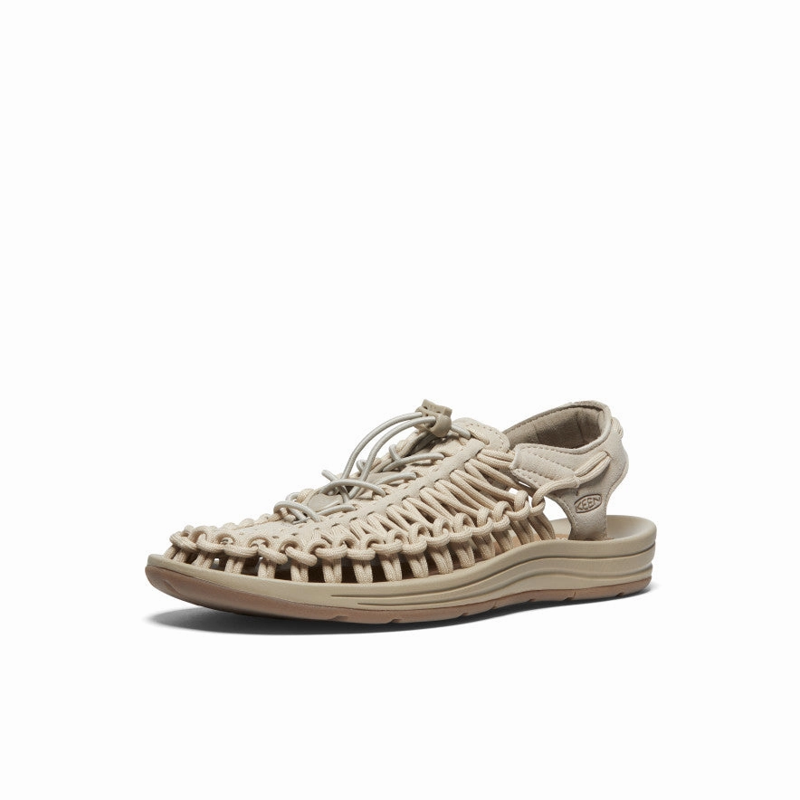 Ventilated Airflow Channels Low Heel Women's UNEEK Sneaker  |  Safari/Safari