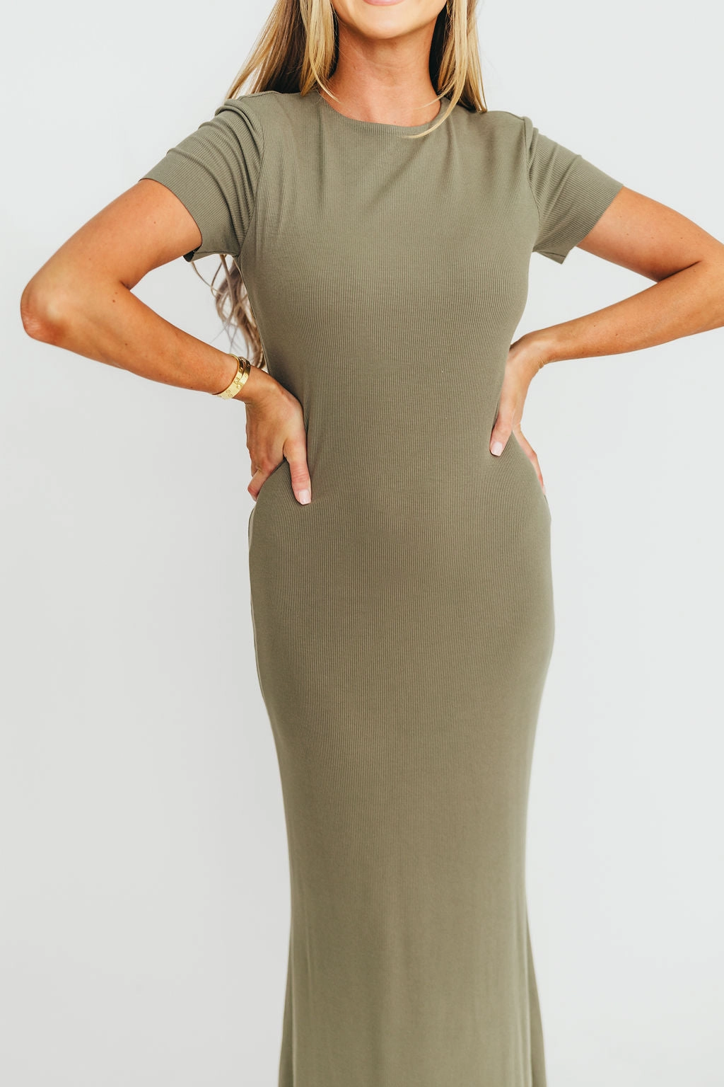 The Charlie Ribbed Maxi Dress in Dusty Olive Green - Bump Friendly Easy Elegance Fashionable Layers