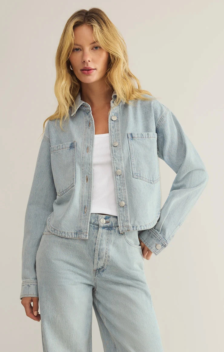 Lightweight Polyester Blend Z Supply All Day Cropped Denim Jacket in Faded Indigo