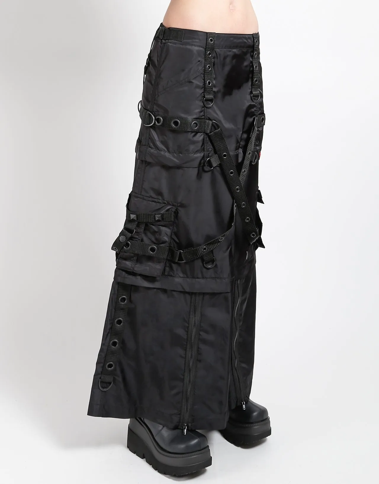 Unrestricted Movement ZIP OFF MEGA NYLON SKIRT BLACK